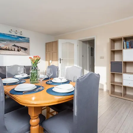 Marynarzy Okretow Pogranicza Apartments By Noclegi Renters Kolobrzeg Exterior photo