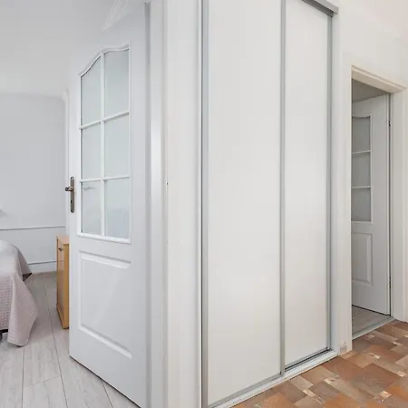 Marynarzy Okretow Pogranicza Apartments By Noclegi Renters Kolobrzeg Exterior photo